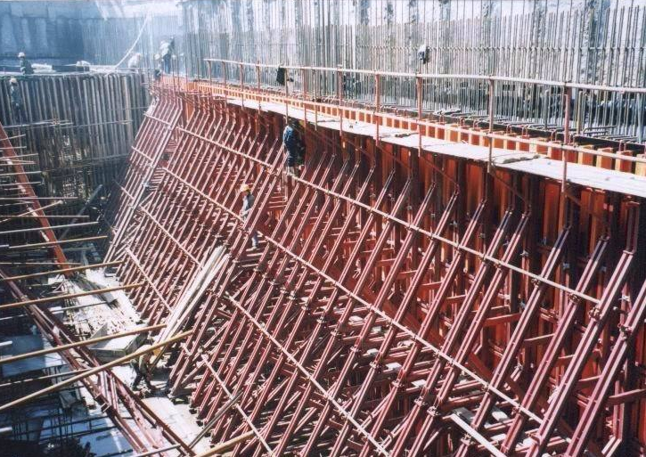 Suporte de tubo de suporte de um lado para cofragem de parede de concreto