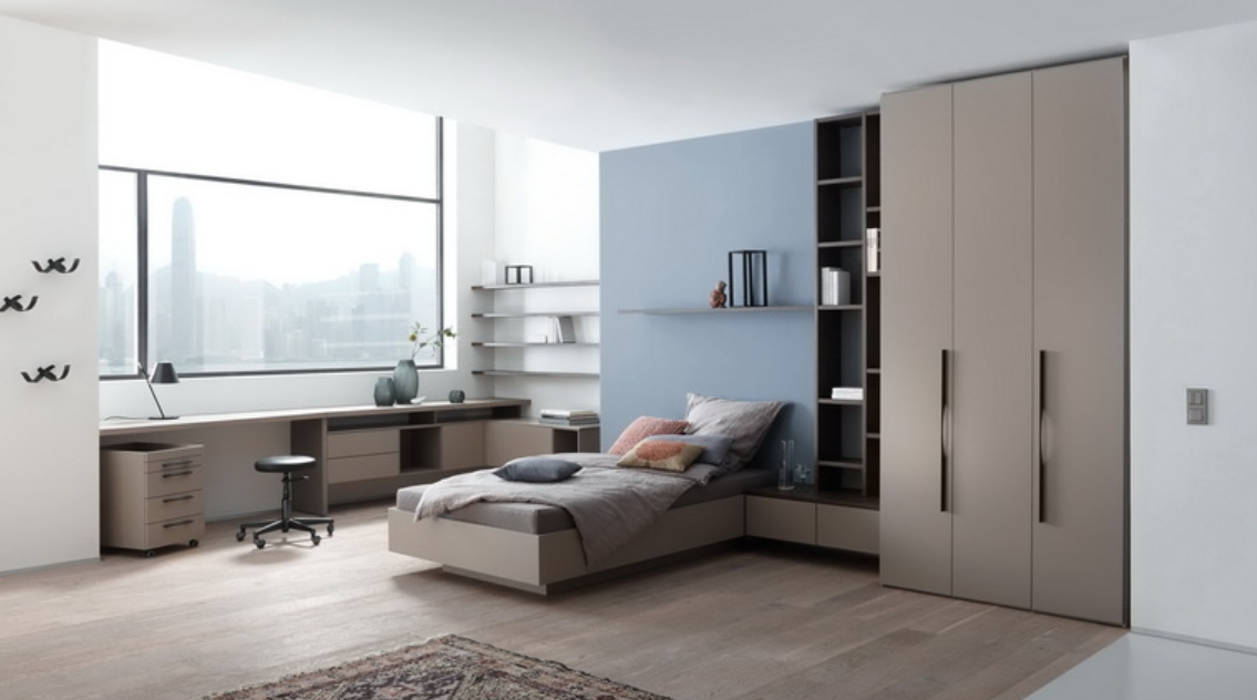 Wardrobe with drawers