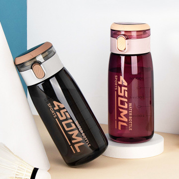 Simple clamshell type plastic water bottle