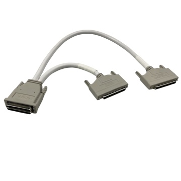 SCSI HPDB 68PケーブルへのダブルVHDCI 68P