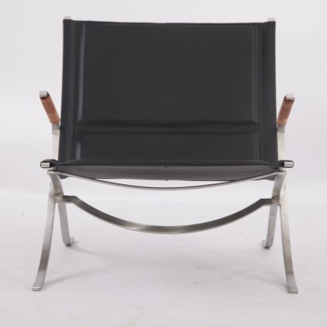 Replika FK 82 X-Chair oleh Kastholm &amp; Fabricius