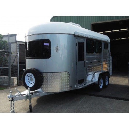 Two Horse Angle Load Horse Trailer Deluxe