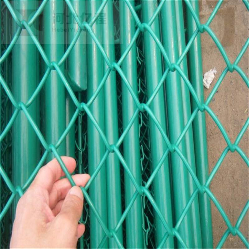 chain link fence