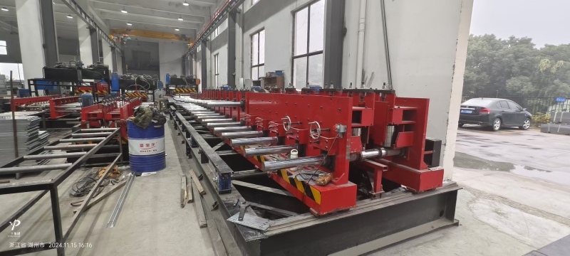 Bridge forming machine