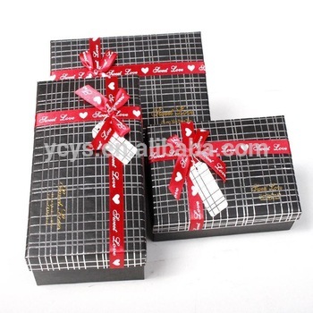 attractive beautiful paper gift box packaging