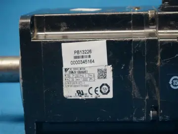 SGMJV-08AAA61 Rotary Servo Motor With Incremental Encoder
