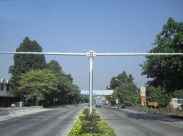 MEGATRO Traffic single mast pole