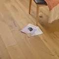 Piso de madera de parquet diseñada por madera de madera de roble