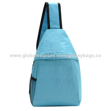 Sling Backpack, Made of 600D Polyester, Sports Design, Customized Logos, Colors, Patterns Available
