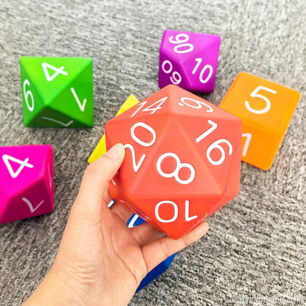 مجموعة Polyhedral 10 سم عملاقة DND