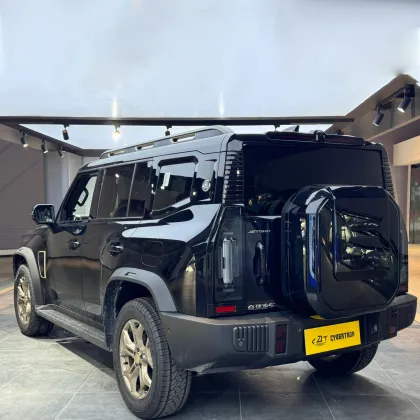 A Rugged Off-Road SUV Jetour Traveler