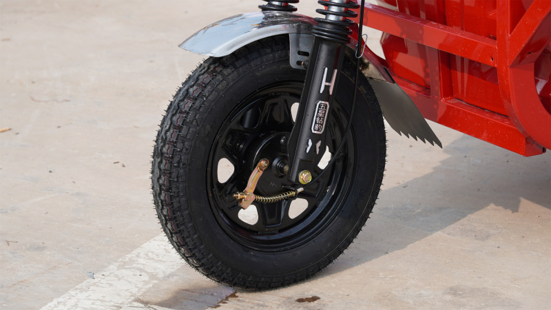 Electric Tricycle With 1.6-meter-high Rail Cargo Box