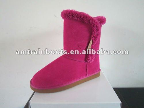 woman fashion winter boots 2012