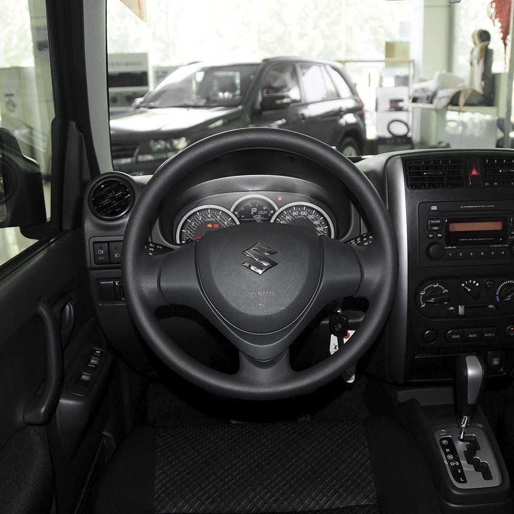 Suzuki Jimny (6)