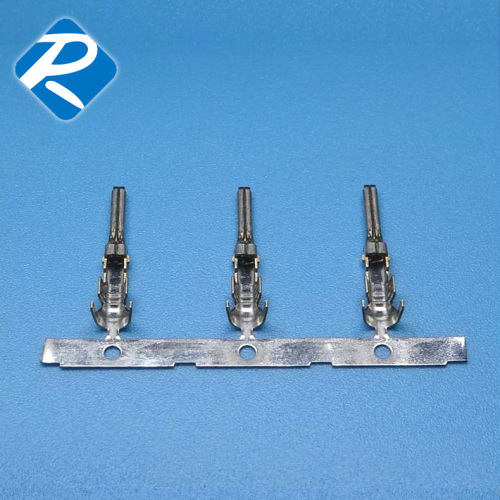 Terminal macho do conector automotivo