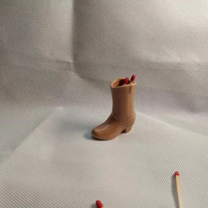 Ceramic Boot Match Holder - Find Your Perfect Match