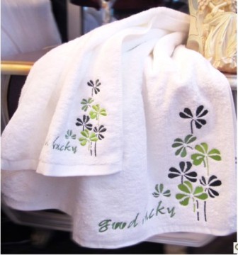 2014 new design, lucky grace embroidery bath towel, for 5 star hotel