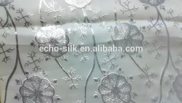 2014 high quality sliver/metallic silk fabric for clothing,silk fabric.