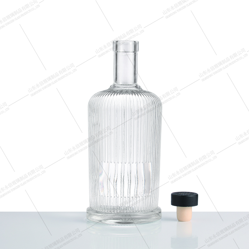 Custom luxury whiskey bottles provider