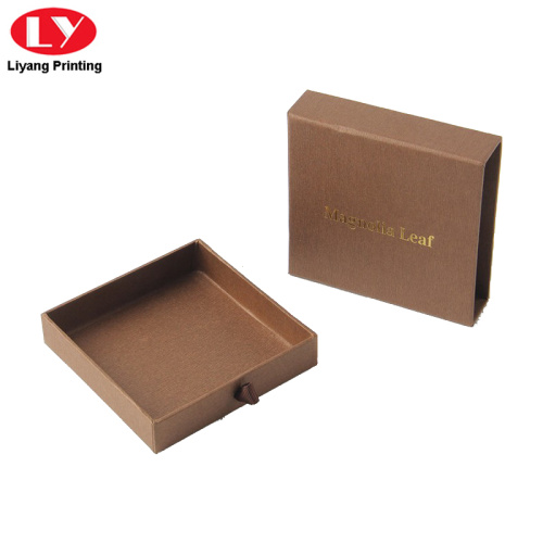 Aangepast gouden logo Brown Paper Box Sieradenverpakking