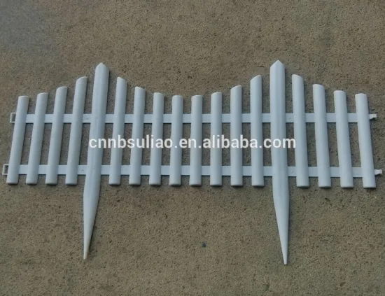 white fence/fence in white color