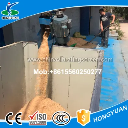 Fully automatic saving effort sorghum screw conveyor