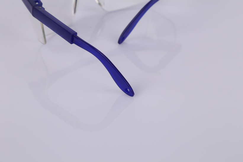 Protective Safety Glasses with Adjustable Frame