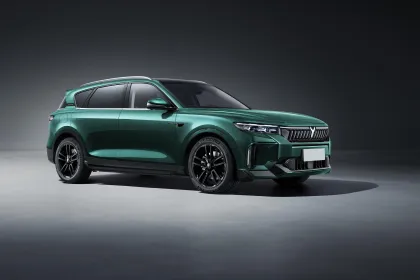 Voyah Electric SUV: High Endurance and Free Charging
