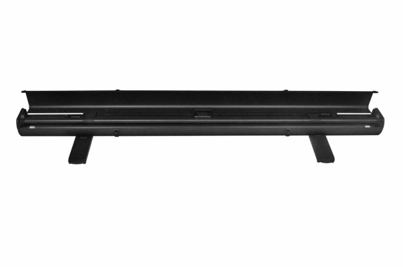 Pull up projector screen