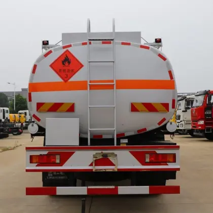 Dongfeng Teshang 220-horsepower 6X2 refueling truck