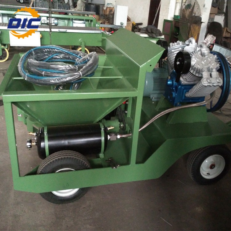 Rubber ground surface sprayer machine