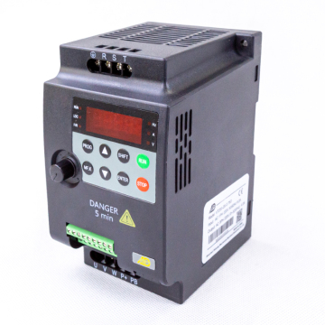 China Factory Mini Inverter VFD Variable Frequency Drive 0.75KW 2.2KW Single Phase Three Phase
