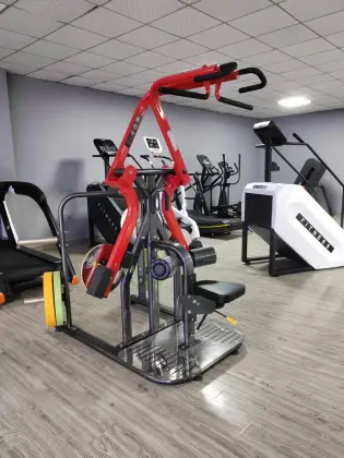 Factory Strength Gym Equipment: Plate Loaded Lat Pulldown & Cross Pull Back Machines