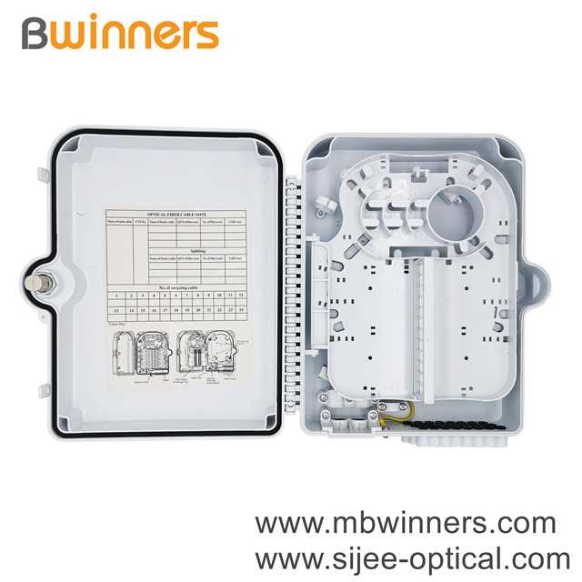 Boîte de distribution optique de fibre de noyau de Ftth 24 avec le diviseur de PLC 1 * 8