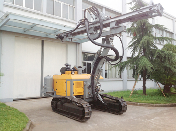 Bore Diameter 90~130mm Blasting Hole Drilling Rig