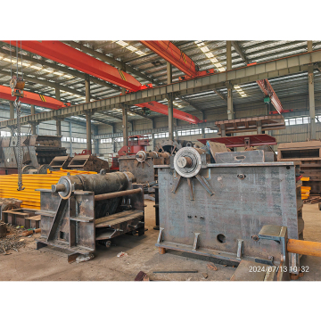 Price and Details of Small Basalt Jaw Stone Crusher with Mobile Jaw Crusher and Diesel Engine for Sale