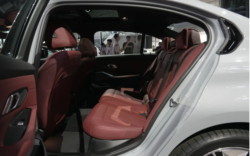 BMW I3