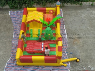 2015 high quality kids 9ft high inflatable yellow car fun city