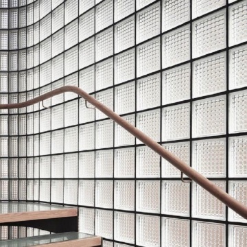 Customizable Glass Blocks for Architectural Design & Decorative Purposes