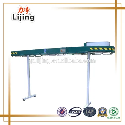 Automatic clothes hanging machine