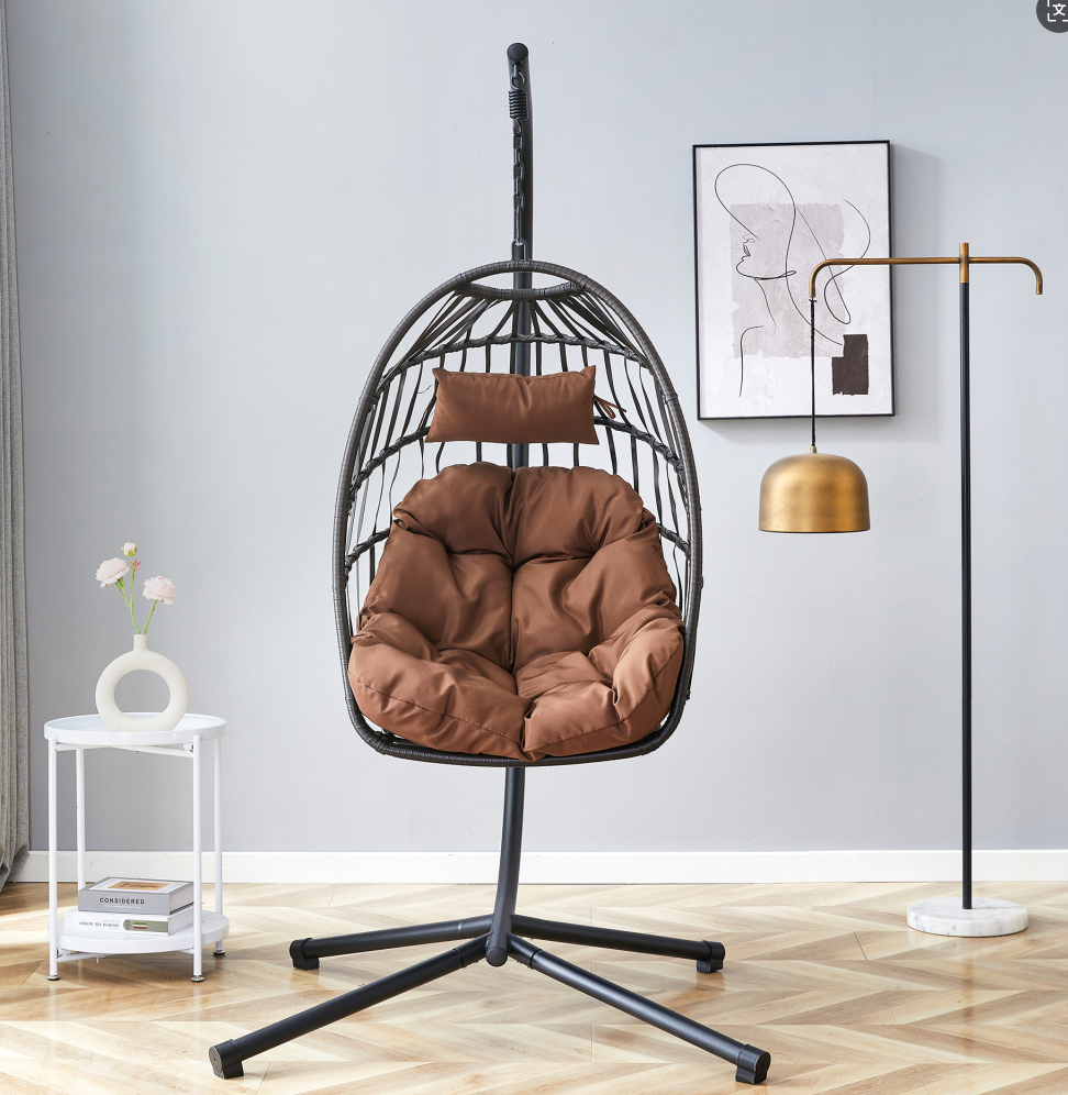 Elegant Hanging Chair for Garden Relaxation