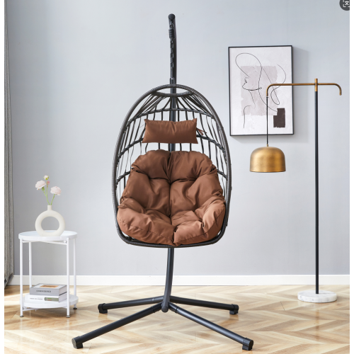 Elegant Hanging Chair for Garden Relaxation
