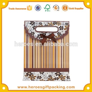 Trade Assurance 180gsm Art Paper Colors Stripe Printing Paper Bag With Ribbon Bowknot