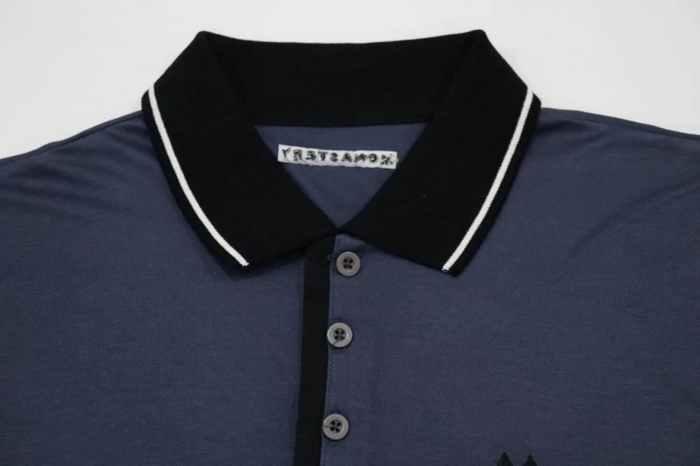 Polo liso de mercerize para hombre con media tapeta de ribete