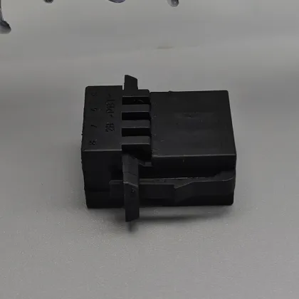 Automotive Connector Housing & Accessories 10718780