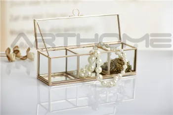Distinctive Attractive Design Crystal Jewelry Box
