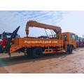 Dongfeng 8 ตันรถบรรทุกไฮดรอลิก xcmg crane