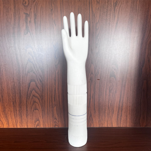Corrosion-resistant ceramic hand mold