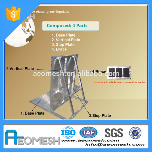 folding traffic barrier gate