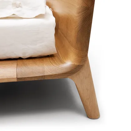 Lavina Minimalist Solid Wood Bed